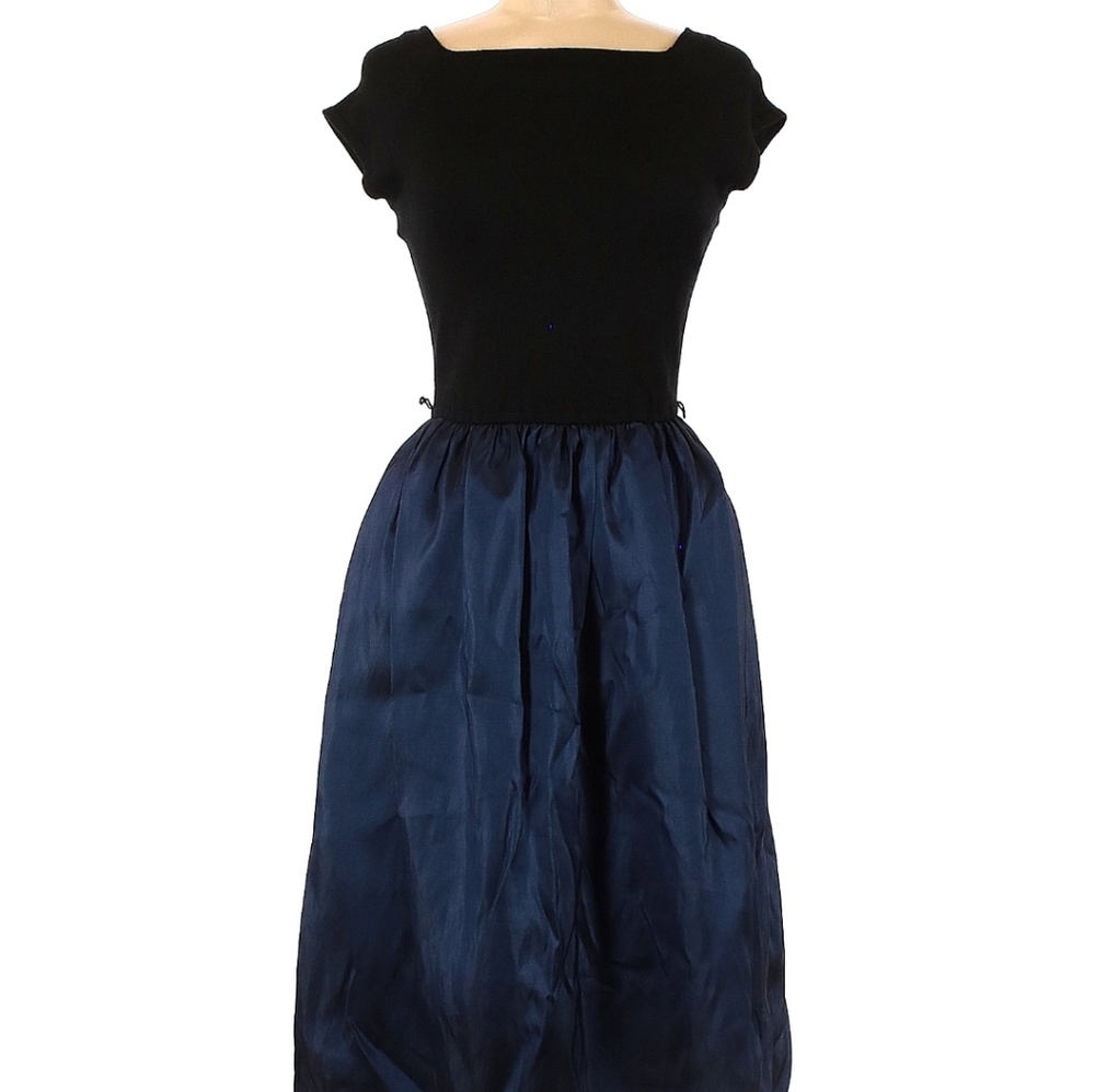 MIXT by Heidi Weisel. Cocktail dress